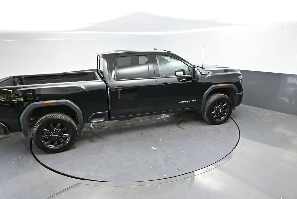 Used 2025 GMC Sierra 2500 AT4 AWD/4WD image 34