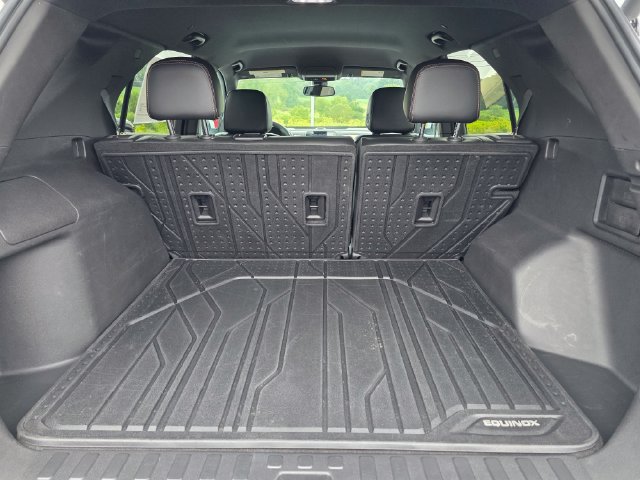 Used 2023 Chevrolet Equinox Premier AWD/4WD image 19