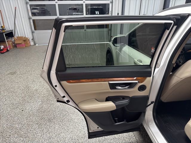 Used 2018 Honda CR-V Touring image 15