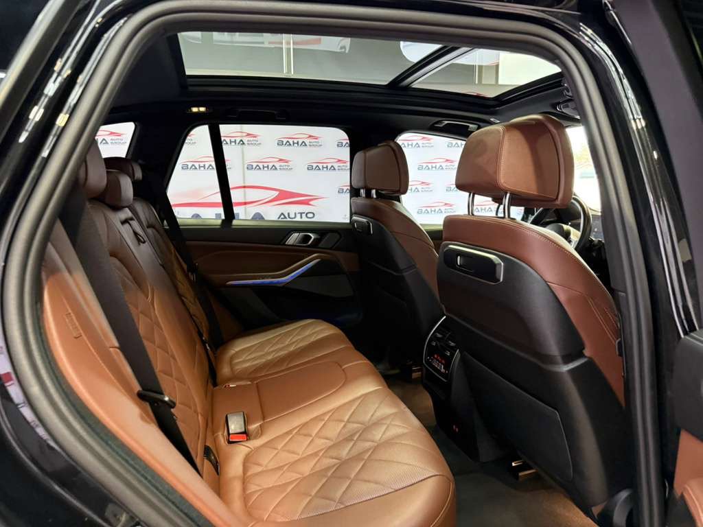 Used 2026 BMW X5 M60i image 54