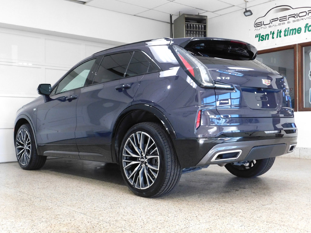 Used 2024 Cadillac XT4 Sport AWD/4WD image 6