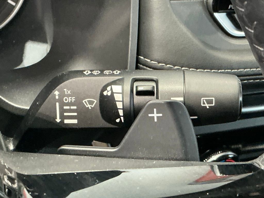 Used 2023 Nissan Rogue SV w/ SV Premium B Package image 36