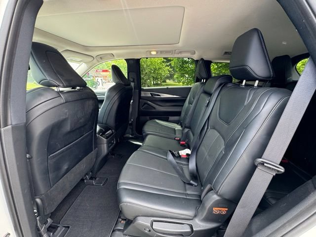 Used 2023 INFINITI QX60 Luxe w/ Cargo Package AWD/4WD image 17