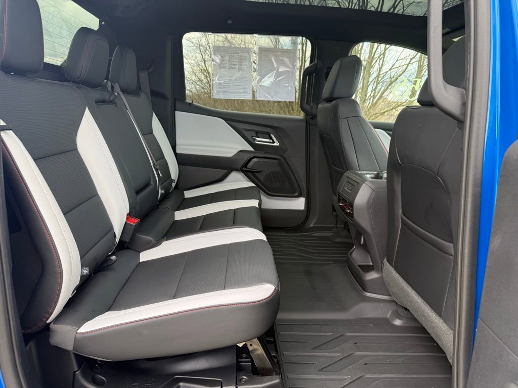 Used 2025 Chevrolet Silverado EV RST image 18