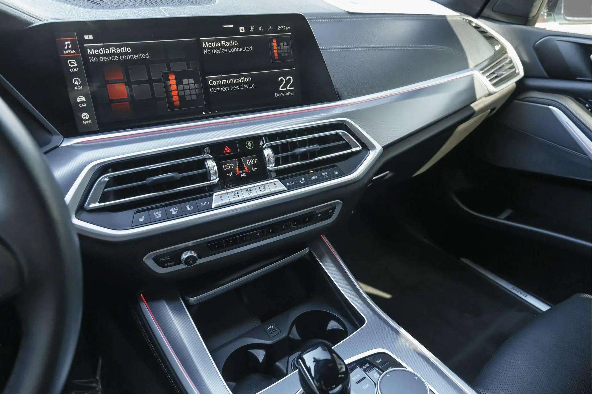 Used 2023 BMW X5 sDrive40i w/ Premium Package image 15