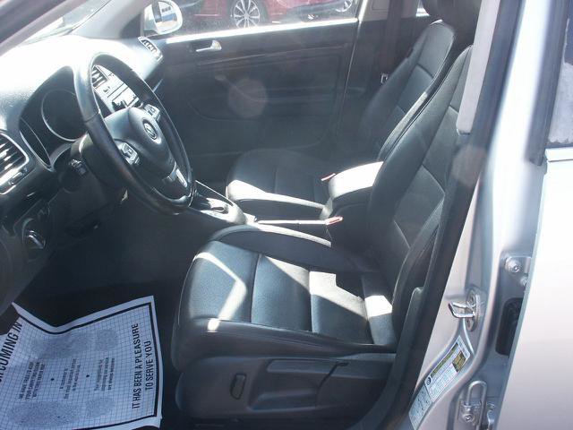 Used 2011 Volkswagen Jetta SE image 6