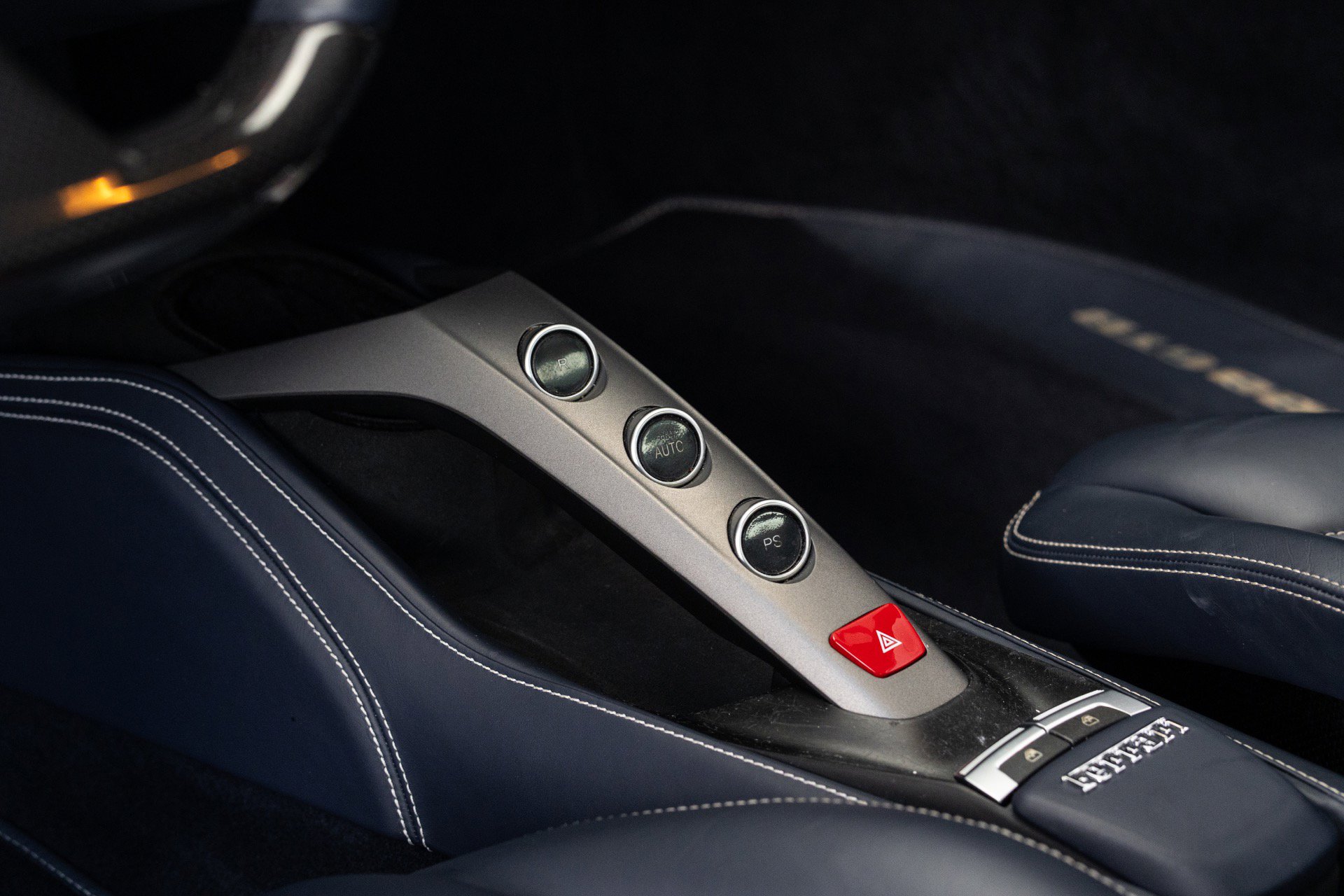 Used 2016 Ferrari 488 GTB image 45