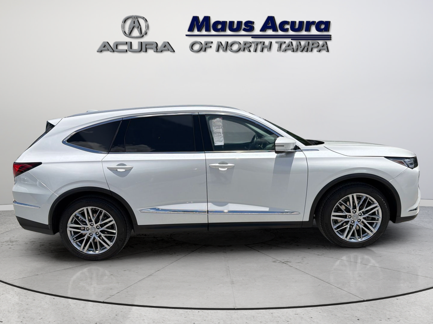 Used 2023 Acura MDX w/ Advance Package AWD/4WD image 3