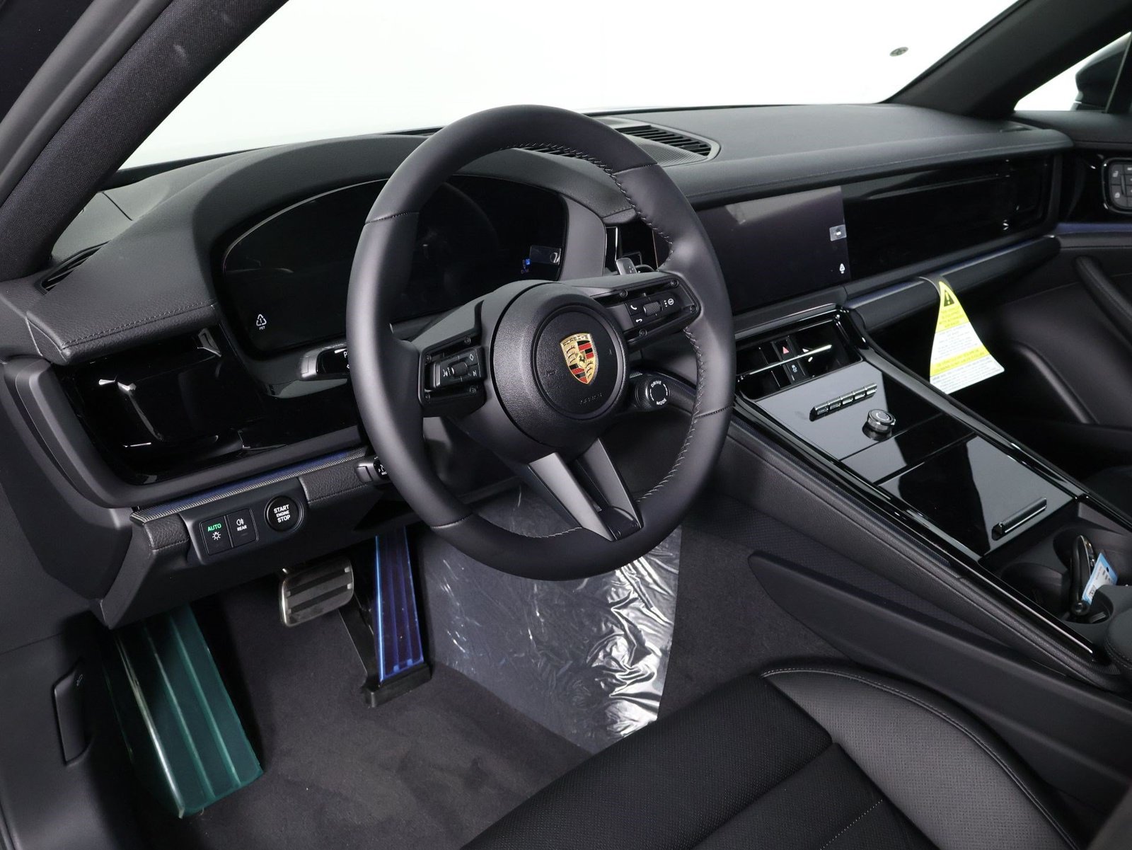 New 2026 Porsche Panamera RWD image 4