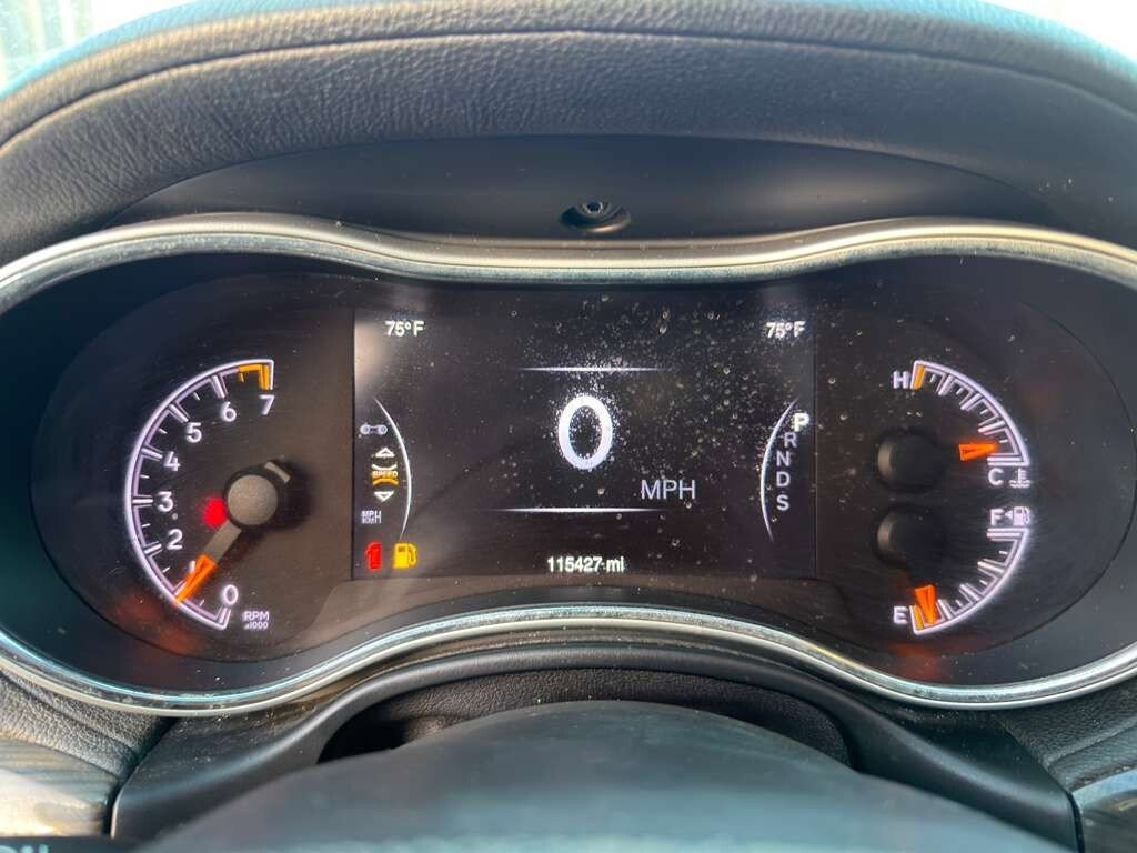 Used 2015 Jeep Grand Cherokee High Altitude image 20