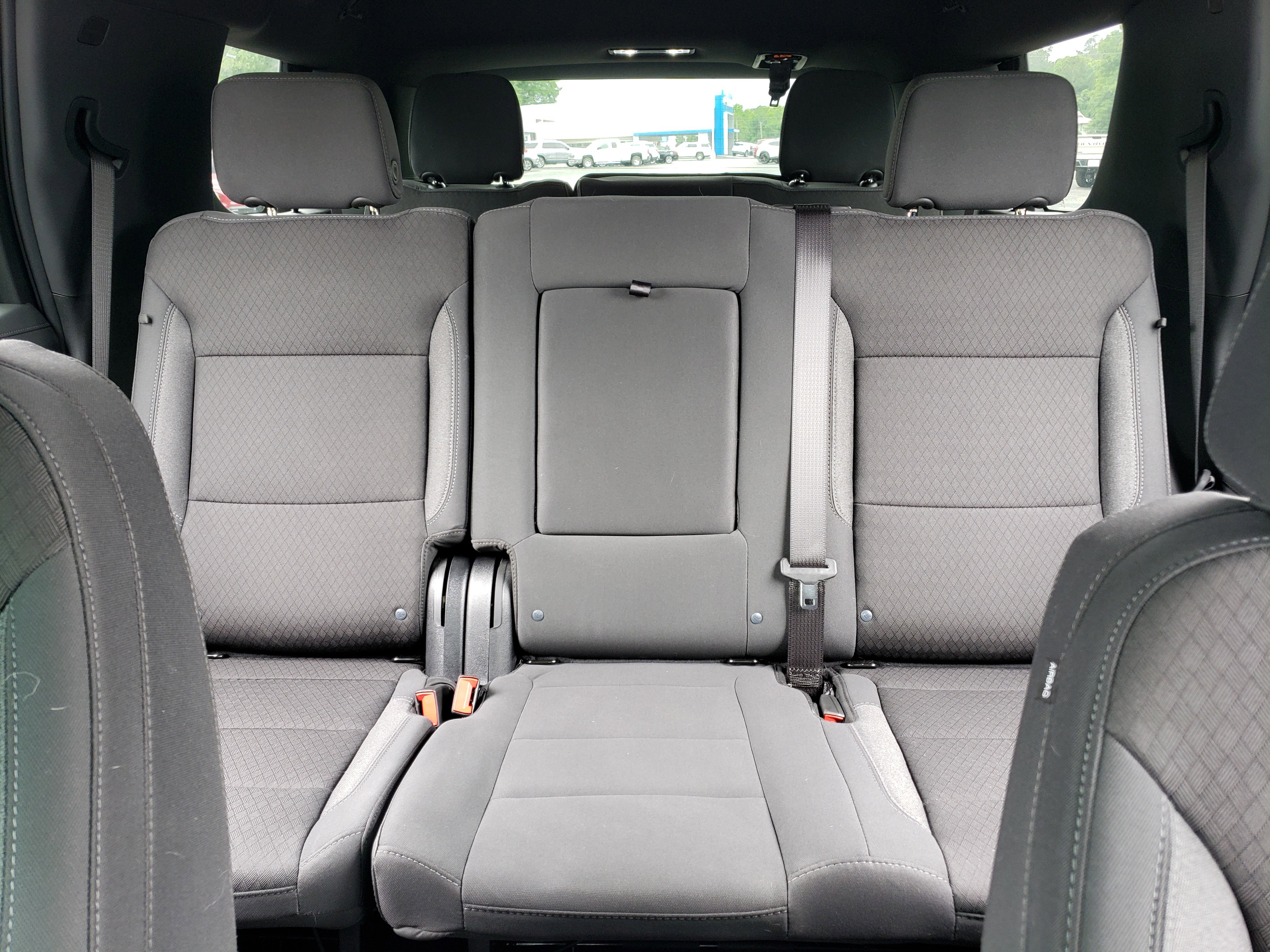 Used 2024 Chevrolet Tahoe LS RWD image 33