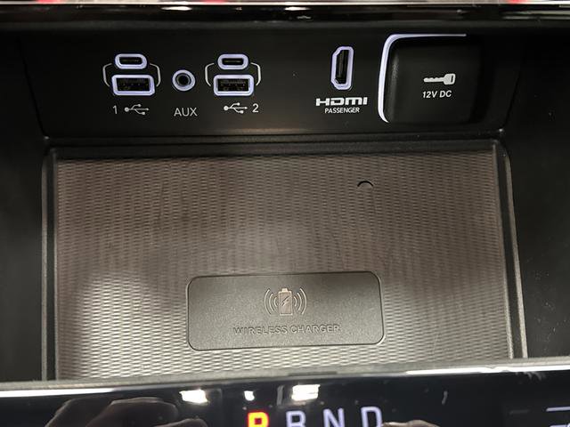 Used 2025 Jeep Grand Cherokee Summit w/ Obsidian Package image 25