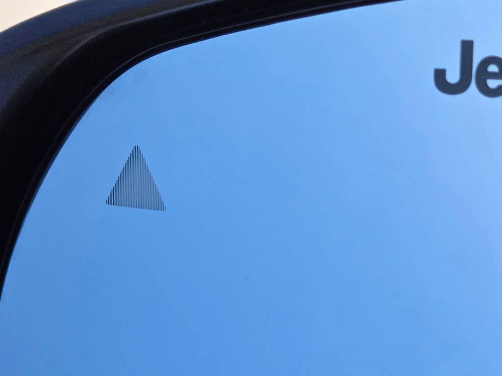 Used 2022 Jeep Compass Latitude w/ Convenience Group image 32