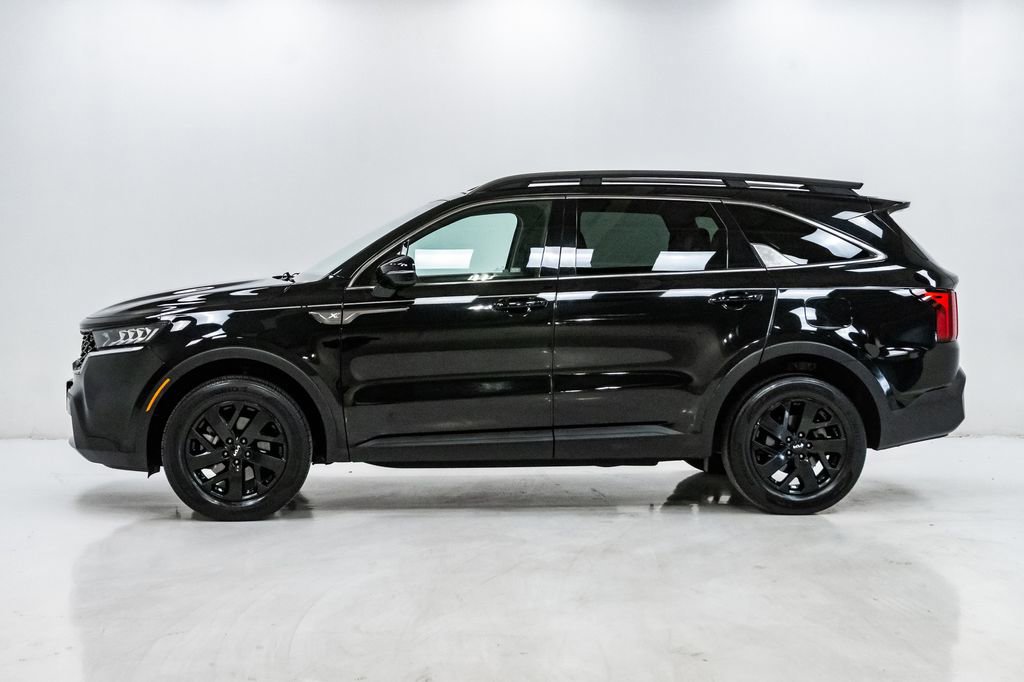 Certified 2022 Kia Sorento S w/ Panoramic Sunroof Package AWD/4WD image 32