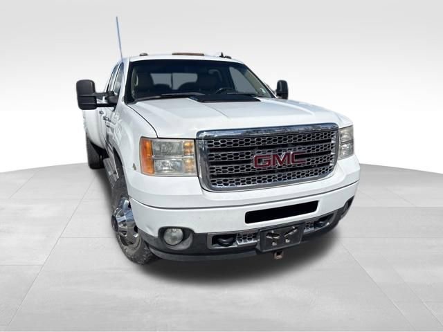 Used 2011 GMC Sierra 3500 Denali AWD/4WD image 11