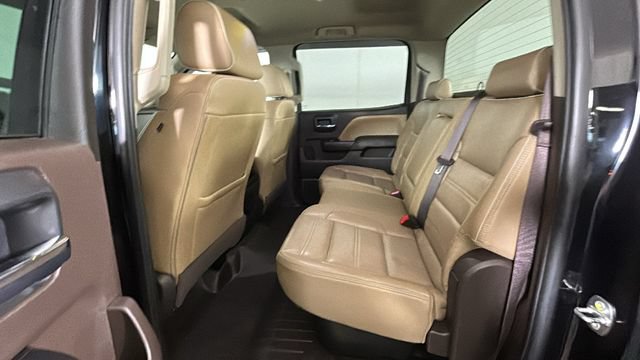 Used 2018 GMC Sierra 2500 Denali w/ Duramax Plus Package AWD/4WD image 25