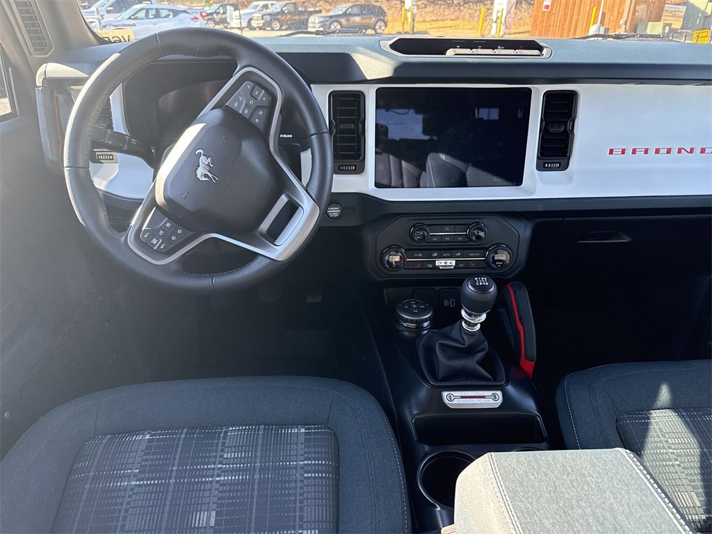 Used 2025 Ford Bronco Heritage Edition image 24