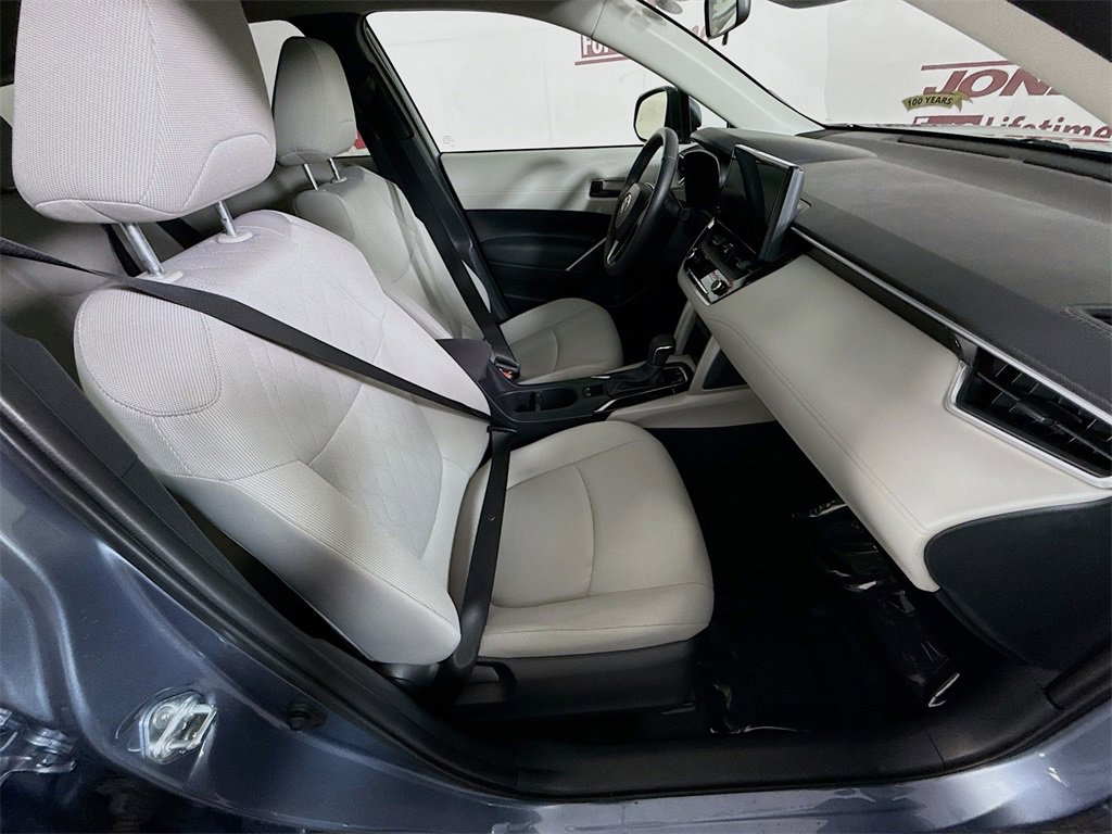 Certified 2024 Toyota Corolla Cross LE image 29