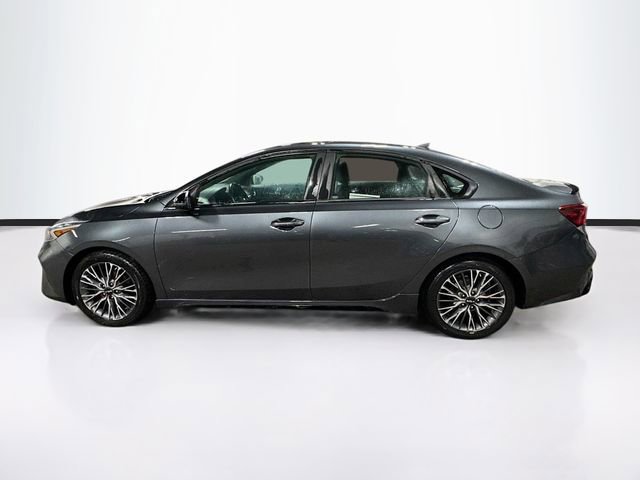 Used 2023 Kia Forte GT-Line w/ GT-Line Premium Package image 4