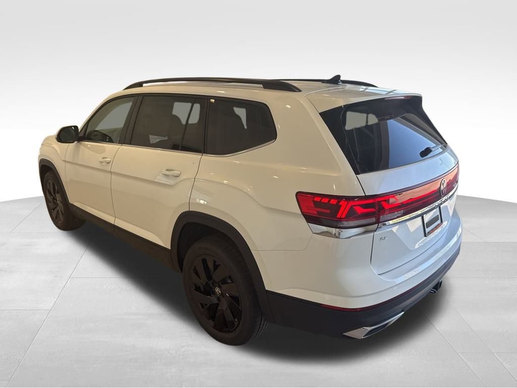 New 2026 Volkswagen Atlas SE image 3