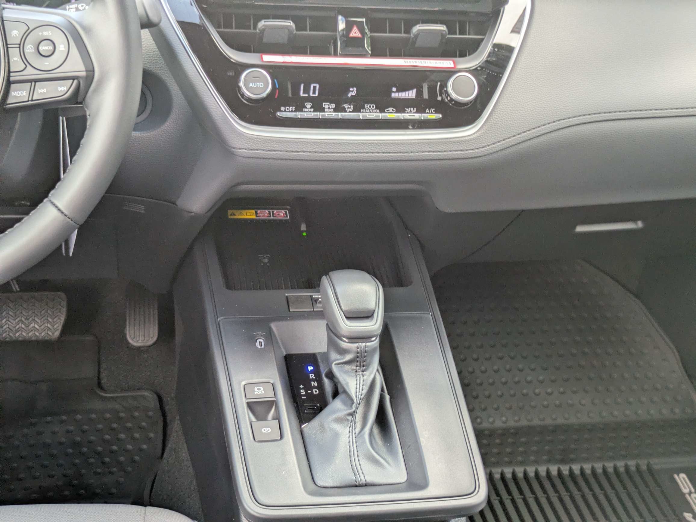 New 2026 Toyota Corolla Cross AWD Hybrid w/ Moonroof Package image 20