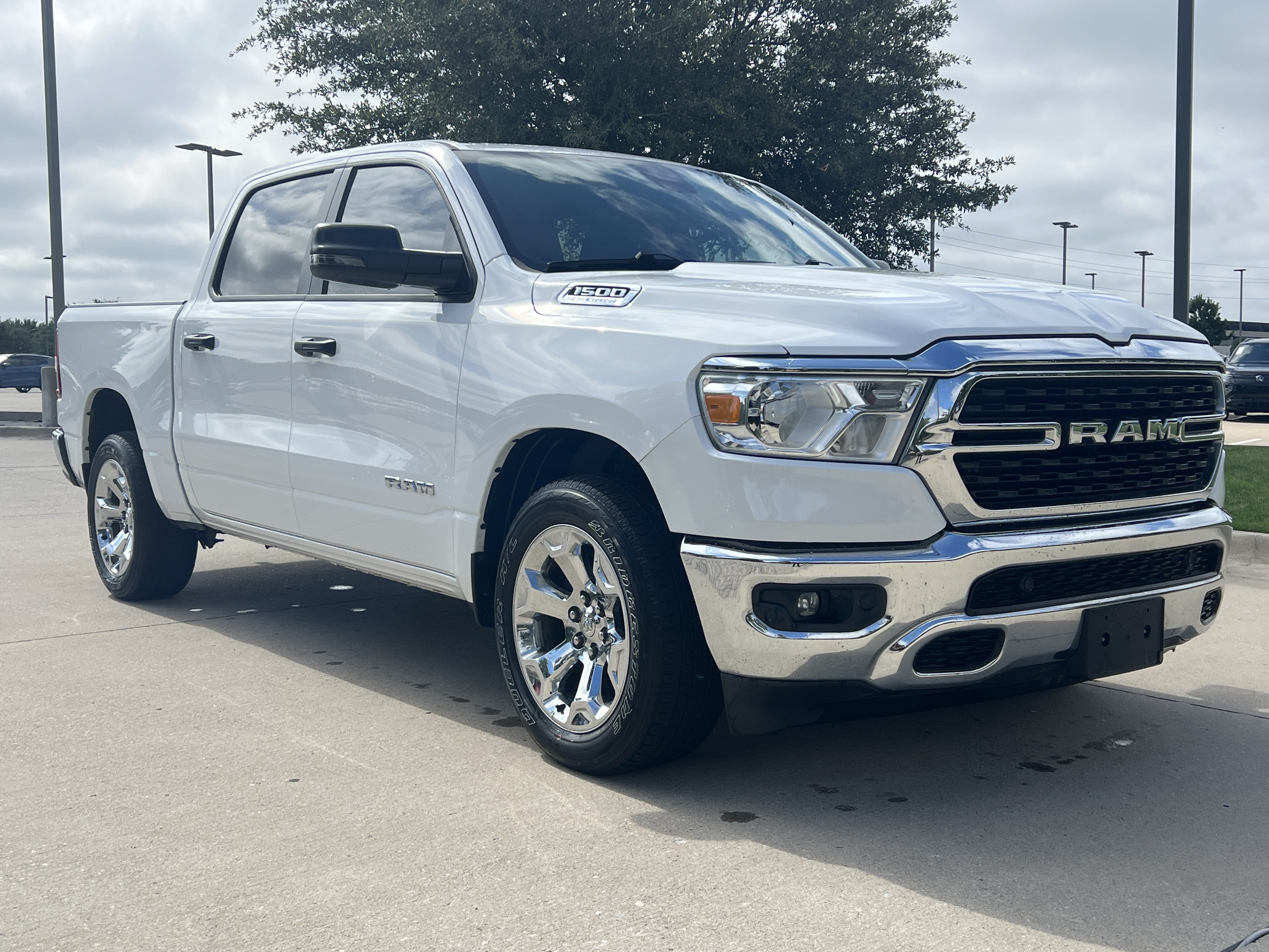 Used 2024 RAM 1500 Lone Star RWD image 2