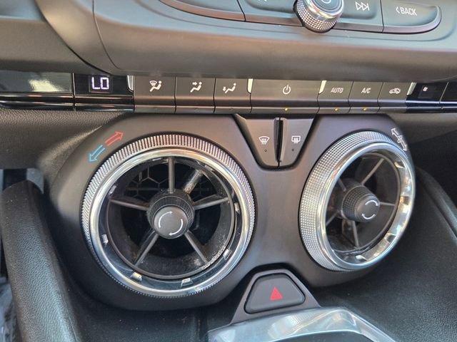 Used 2017 Chevrolet Camaro SS image 28