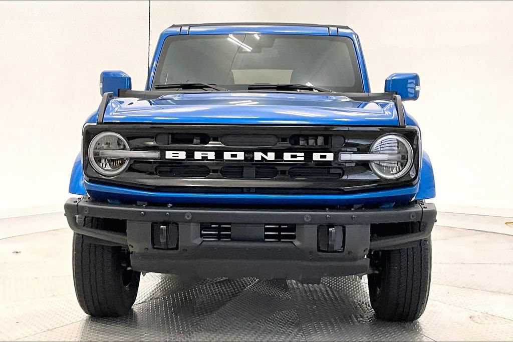 Used 2024 Ford Bronco Outer Banks AWD/4WD image 3