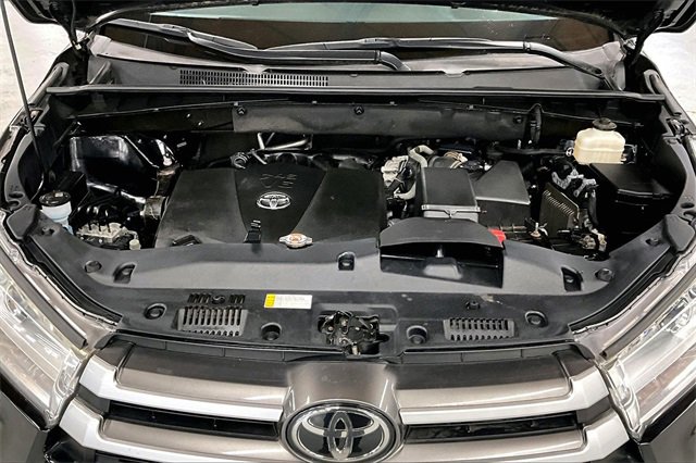 Used 2019 Toyota Highlander XLE image 30