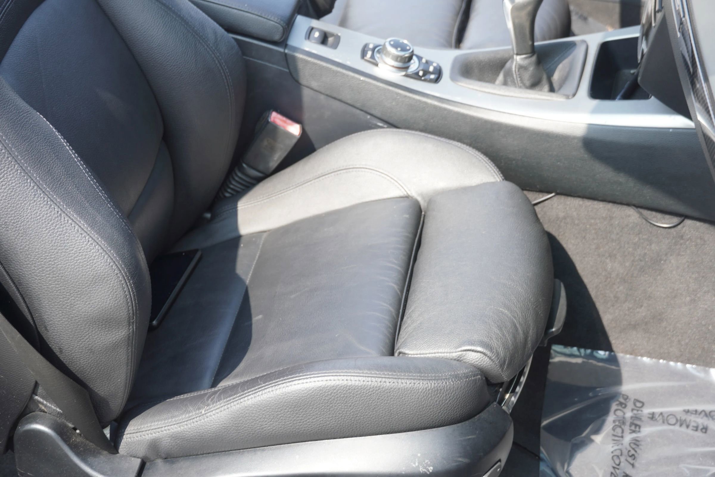 Used 2011 BMW 335i Convertible image 37