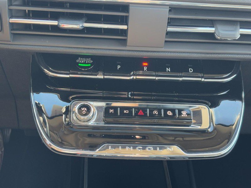 Certified 2023 Lincoln Corsair Reserve w/ Equipment Group 201A AWD/4WD image 22