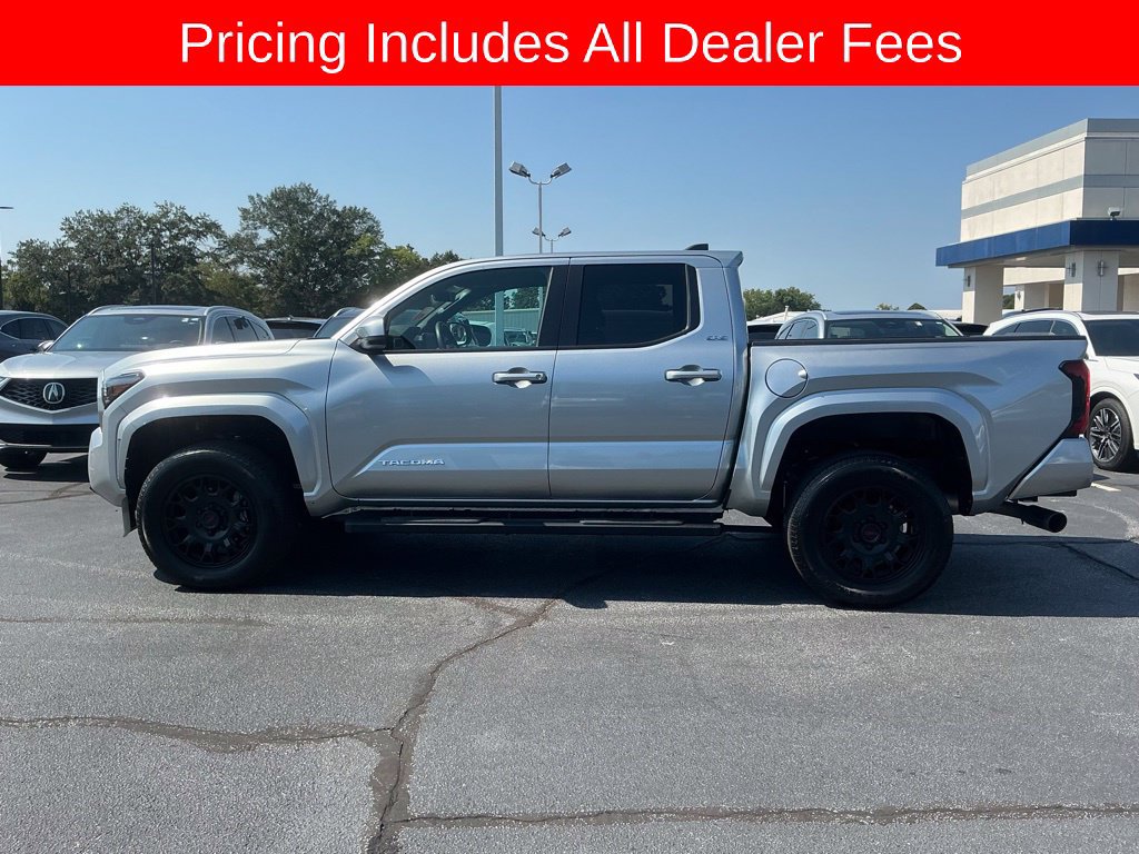 Used 2024 Toyota Tacoma SR5 RWD image 2