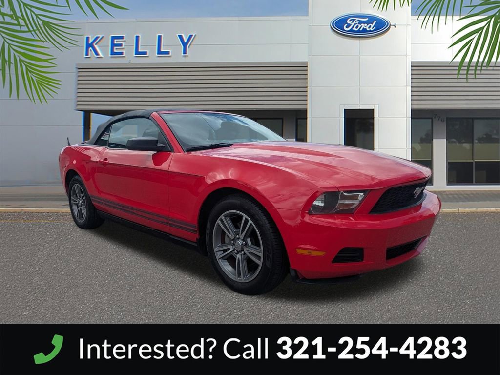 Used 2010 Ford Mustang Convertible RWD image 4