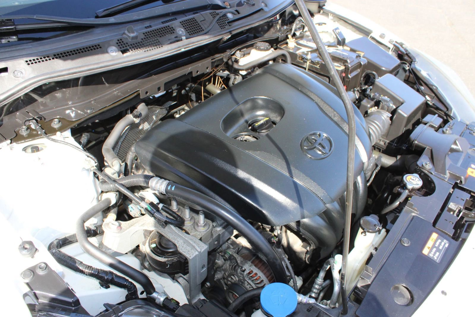 Used 2019 Toyota Yaris LE FWD image 30