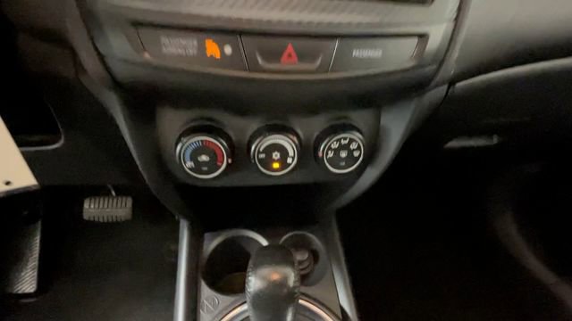 Used 2016 Mitsubishi Outlander Sport ES AWD/4WD image 30
