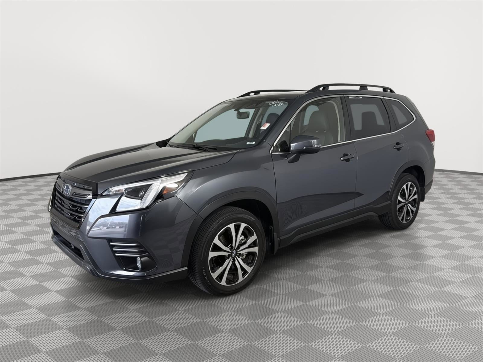 Used 2022 Subaru Forester Limited image 3