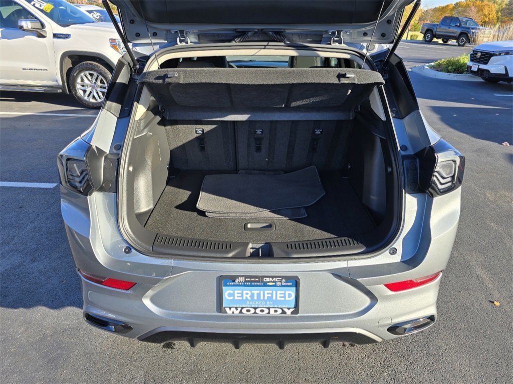 Certified 2024 Buick Encore GX Avenir image 29