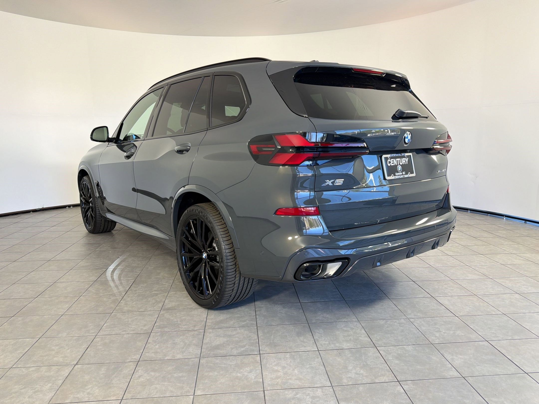 New 2026 BMW X5 xDrive40i AWD/4WD image 3