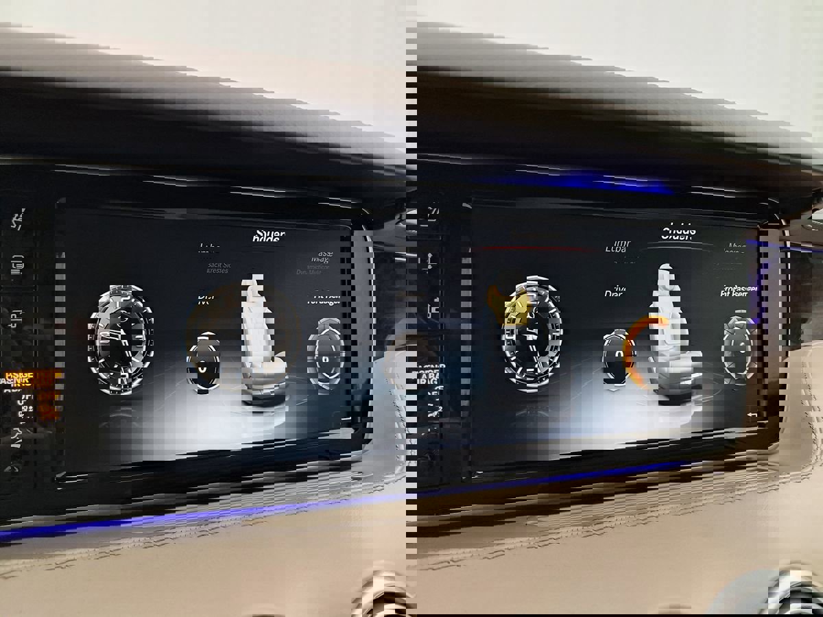 Used 2015 Mercedes-Benz S 550 4MATIC Coupe image 32