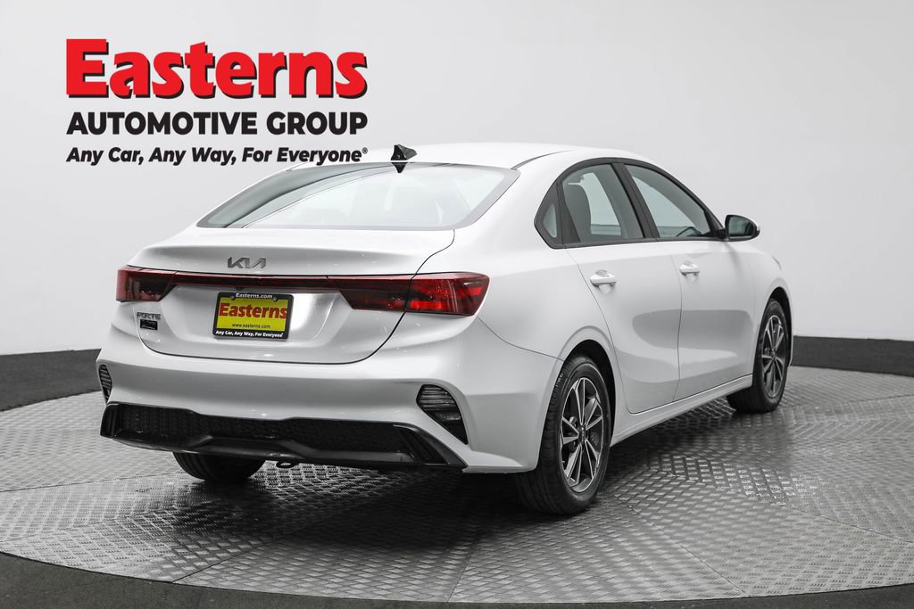 Used 2024 Kia Forte LXS image 5
