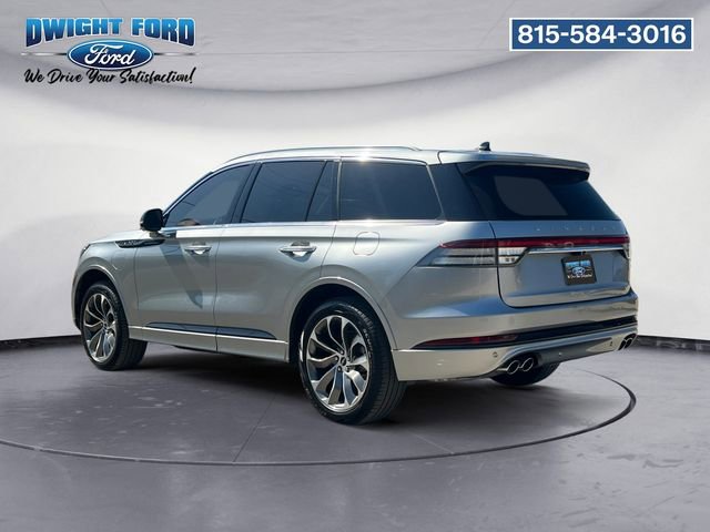 Used 2023 Lincoln Aviator Grand Touring AWD/4WD image 3