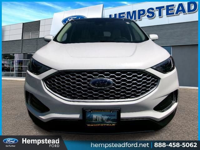 Certified 2023 Ford Edge SEL w/ Convenience Package AWD/4WD image 2