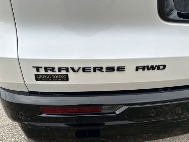 Used 2024 Chevrolet Traverse RS w/ LPO, Floor Liner Package image 14