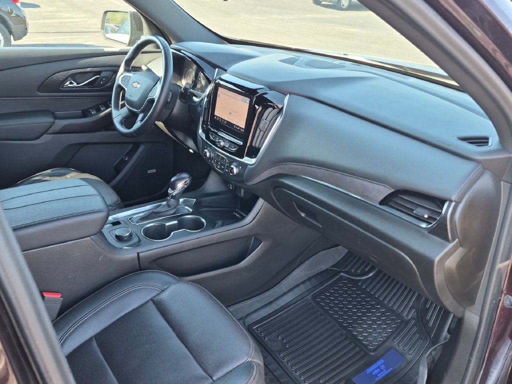Certified 2022 Chevrolet Traverse High Country w/ LPO, Floor Liner Package FWD image 29