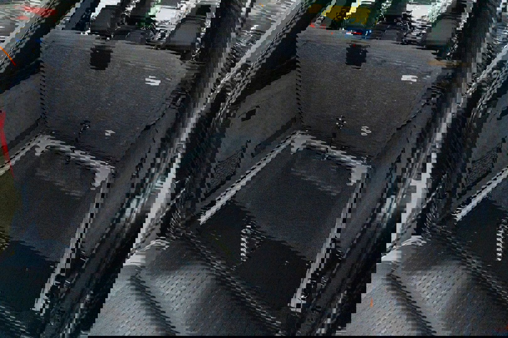 Used 2018 BMW X5 xDrive50i w/ M Sport Package image 31