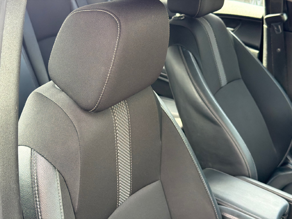 Used 2020 Honda Civic Sport image 9