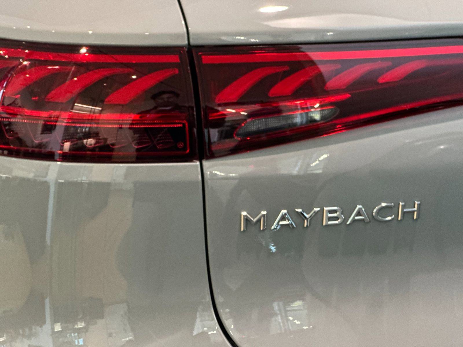 New 2025 Mercedes-Benz Maybach EQS 680 4MATIC image 32