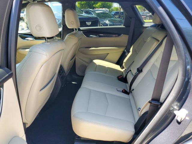 Used 2019 Cadillac XT5 FWD image 12