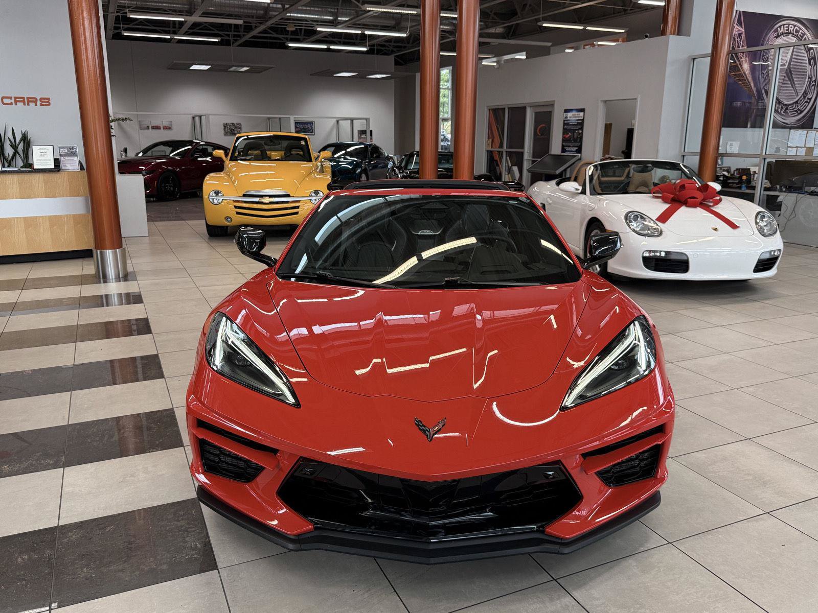 Used 2024 Chevrolet Corvette Stingray Preferred Cpe w/ Z51 Performance Package RWD image 2