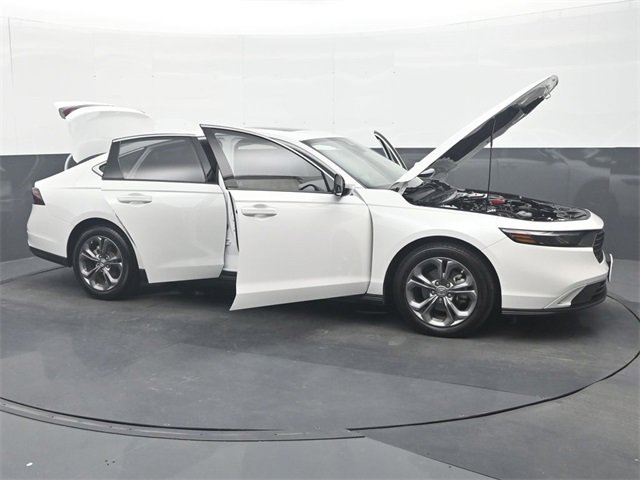Used 2024 Honda Accord EX image 36